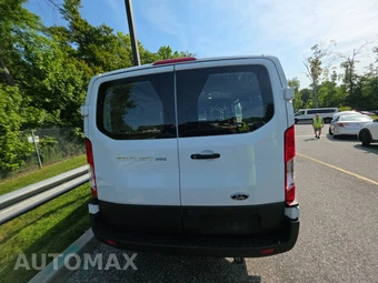 2025 Ford Transit 250 Cargo Van Low Roof 130.0" WB - miniatura 5