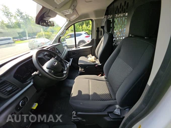2025 Ford Transit 250 Cargo Van Low Roof 130.0" WB - miniatura 7