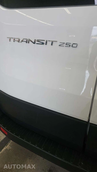2025 Ford Transit 250 Cargo Van Low Roof 130.0" WB - miniatura 25