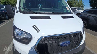 2025 Ford Transit 250 Cargo Van Low Roof 130.0" WB - miniatura 18
