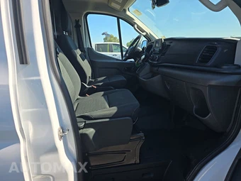 2025 Ford Transit 250 Cargo Van Low Roof 130.0" WB - miniatura 8