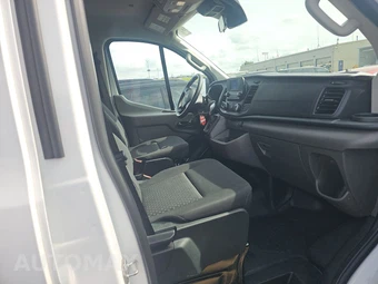 2025 Ford Transit 250 Cargo Van Low Roof 130.0" WB - miniatura 8