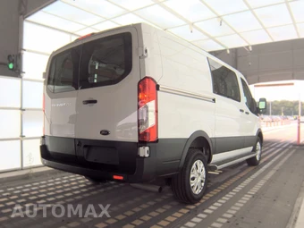 2025 Ford Transit 250 Cargo Van Low Roof 130.0" WB - miniatura 4
