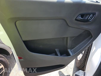 2025 Ford Transit 250 Cargo Van Low Roof 130.0" WB - miniatura 9