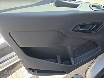 2025 Ford Transit 250 Cargo Van Low Roof 130.0" WB - miniatura 9