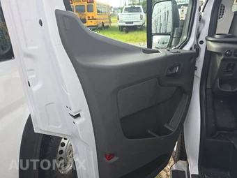 2025 Ford Transit 250 Cargo Van Low Roof 130.0" WB - miniatura 9