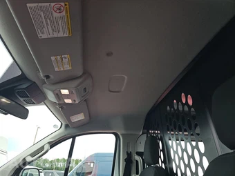 2025 Ford Transit 250 Cargo Van Low Roof 130.0" WB - miniatura 16