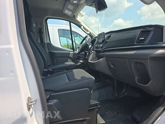 2025 Ford Transit 250 Cargo Van Low Roof 130.0" WB - miniatura 8