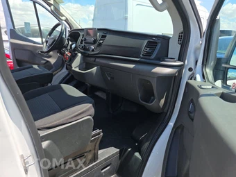 2025 Ford Transit 250 Cargo Van Low Roof 130.0" WB - miniatura 8