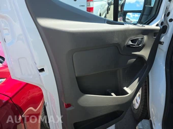 2025 Ford Transit 250 Cargo Van Low Roof 130.0" WB - miniatura 9