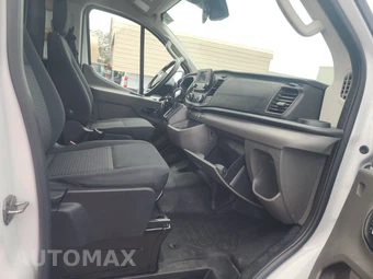 2025 Ford Transit 250 Cargo Van Low Roof 130.0" WB - miniatura 8