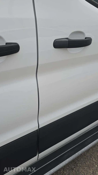 2025 Ford Transit 250 Cargo Van Low Roof 130.0" WB - miniatura 19