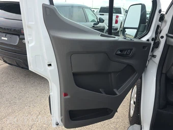 2025 Ford Transit 250 Cargo Van Low Roof 130.0" WB - miniatura 9