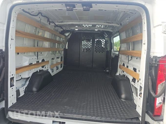 2025 Ford Transit 250 Cargo Van Low Roof 130.0" WB - miniatura 16