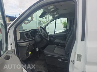 2025 Ford Transit 250 Cargo Van Low Roof 130.0" WB - miniatura 7