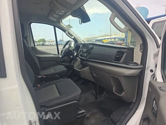 2025 Ford Transit 250 Cargo Van Low Roof 130.0" WB - miniatura 8