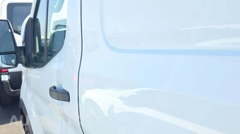 2025 Ford Transit 250 Cargo Van Low Roof 130.0" WB - miniatura 28