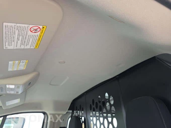 2025 Ford Transit 250 Cargo Van Low Roof 130.0" WB - miniatura 11