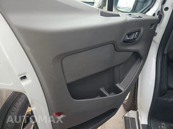 2025 Ford Transit 250 Cargo Van Low Roof 130.0" WB - miniatura 9