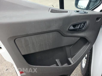 2025 Ford Transit 250 Cargo Van Low Roof 130.0" WB - miniatura 9