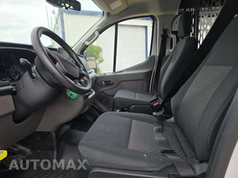 2025 Ford Transit 250 Cargo Van Low Roof 130.0" WB - miniatura 7