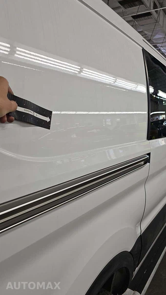 2025 Ford Transit 250 Cargo Van Low Roof 130.0" WB - miniatura 20