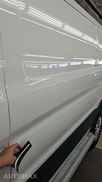 2025 Ford Transit 250 Cargo Van Low Roof 130.0" WB - miniatura 22