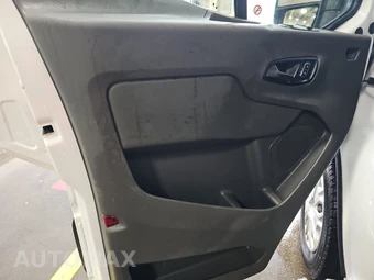 2025 Ford Transit 250 Cargo Van Low Roof 130.0" WB - miniatura 9