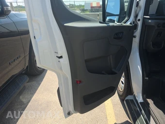 2025 Ford Transit 250 Cargo Van Low Roof 130.0" WB - miniatura 9