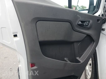 2025 Ford Transit 250 Cargo Van Low Roof 130.0" WB - miniatura 9