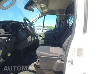 2025 Ford Transit 250 Cargo Van Low Roof 130.0" WB - miniatura 7