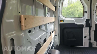 2025 Ford Transit 250 Cargo Van Low Roof 130.0" WB - miniatura 21