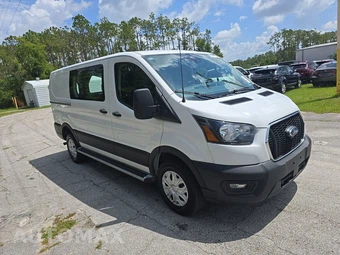 2025 Ford Transit 250 Cargo Van Low Roof 130.0" WB - miniatura 3