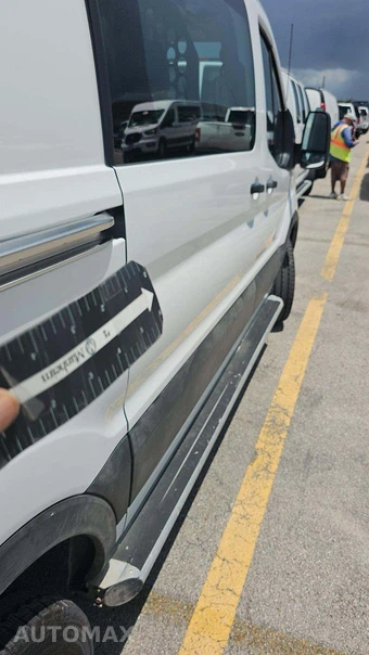 2025 Ford Transit 250 Cargo Van Low Roof 130.0" WB - miniatura 22