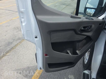 2025 Ford Transit 250 Cargo Van Low Roof 130.0" WB - miniatura 9