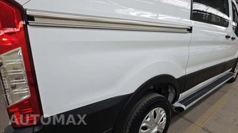 2025 Ford Transit 250 Cargo Van Low Roof 130.0" WB - miniatura 21