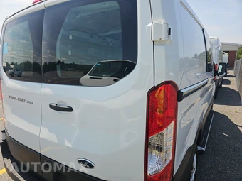 2025 Ford Transit 250 Cargo Van Low Roof 130.0" WB - miniatura 4