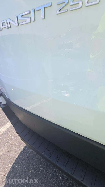 2025 Ford Transit 250 Cargo Van Low Roof 130.0" WB - miniatura 22