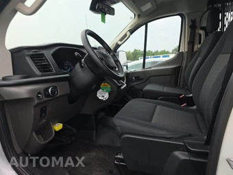2025 Ford Transit 250 Cargo Van Low Roof 130.0" WB - miniatura 7