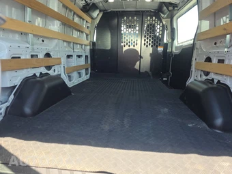 2025 Ford Transit 250 Cargo Van Low Roof 130.0" WB - miniatura 15