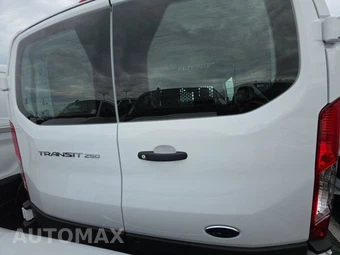 2025 Ford Transit 250 Cargo Van Low Roof 130.0" WB - miniatura 5