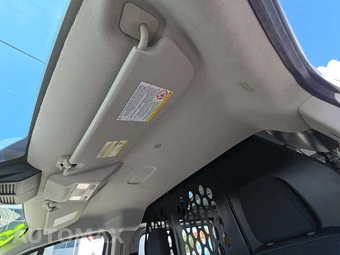 2025 Ford Transit 250 Cargo Van Low Roof 130.0" WB - miniatura 11