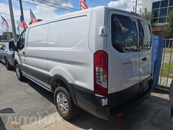 2025 Ford Transit 250 Cargo Van Low Roof 130.0" WB - miniatura 2
