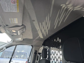 2025 Ford Transit 250 Cargo Van Low Roof 130.0" WB - miniatura 18