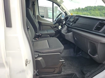 2025 Ford Transit 250 Cargo Van Low Roof 130.0" WB - miniatura 8