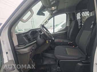 2025 Ford Transit 250 Cargo Van Low Roof 130.0" WB - miniatura 6