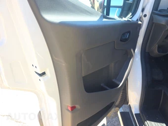 2025 Ford Transit 250 Cargo Van Low Roof 130.0" WB - miniatura 9