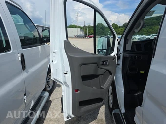 2025 Ford Transit 250 Cargo Van Low Roof 130.0" WB - miniatura 9