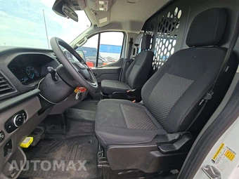2025 Ford Transit 250 Cargo Van Low Roof 130.0" WB - miniatura 7