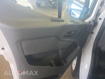 2025 Ford Transit 250 Cargo Van Low Roof 130.0" WB - miniatura 9